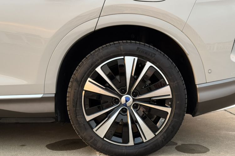 Used Denza N7 2023 with Ultra-Long Range
