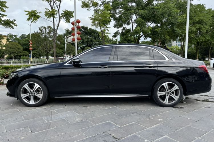 Used Mercedes-Benz E-Class 2019 E 200 L Sport Edition
