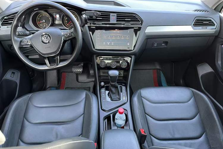 Used Volkswagen Tiguan L 2019 Revised 330TSI Automatic Two-Wheel Drive Smart & Luxury Edition China VI Standard
