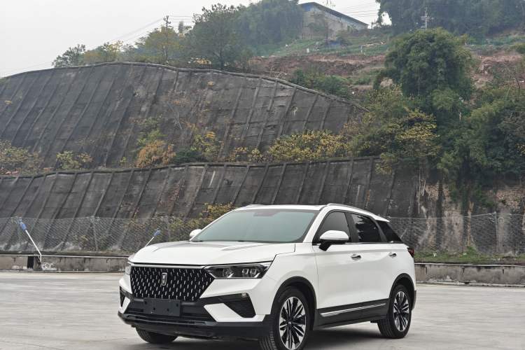 Used Bestune T77 2019 230 TID Automatic Luxury Version China VI Emission Standard
