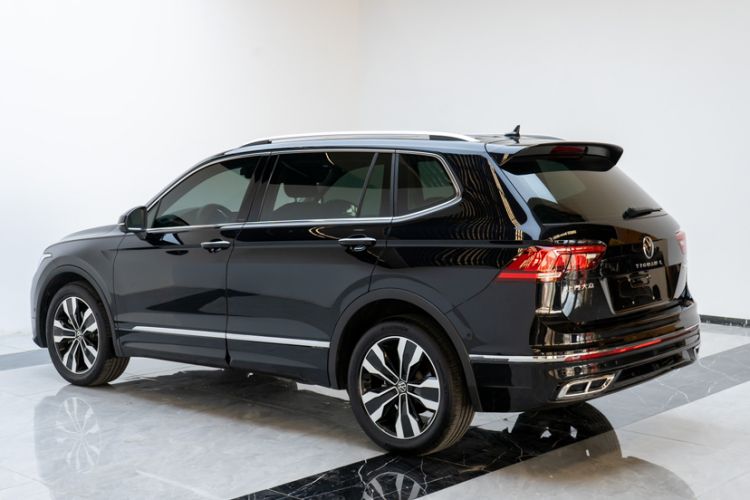 Used Volkswagen Tiguan L 2024 330TSI Automatic Two-Wheel Drive R-Line Enhanced Edition
