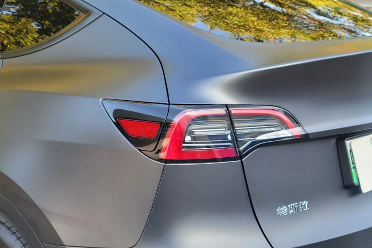 Used Tesla Model Y 2024 Rear-Wheel-Drive Version
