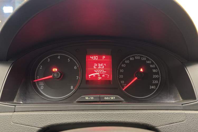 Used Volkswagen Santana 2016 1.6L Automatic Fashion Edition
