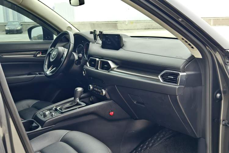 Used Mazda CX-5 2020 Revised Version 2.0L Automatic Two-Wheel Drive ZhiZun Trim
