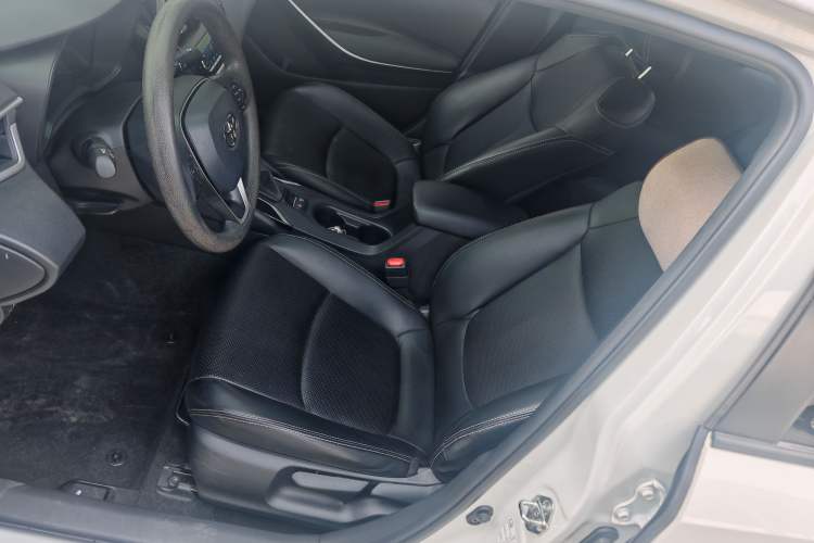 Used Toyota Corolla 2021 Dual-Motor 1.8L E-CVT Elite Edition