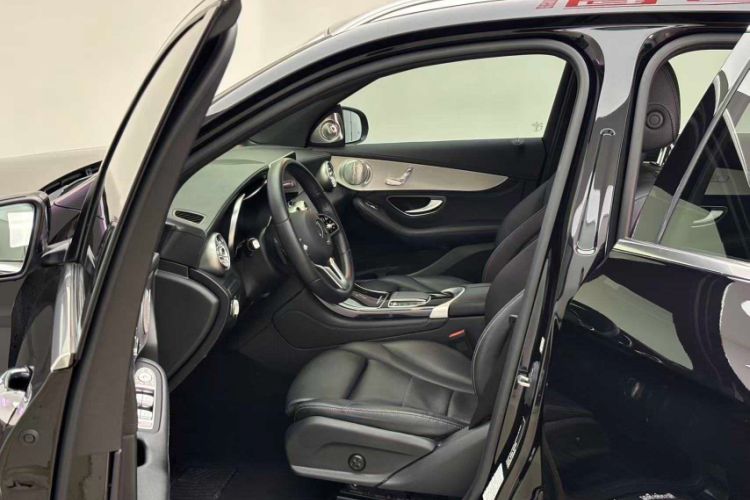 Used Mercedes-Benz GLC 2020 GLC 260 L 4MATIC Dynamic Model