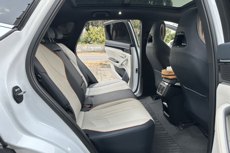 Used BYD Song PLUS New Energy 2024 Honor Edition EV 520km Premium Model