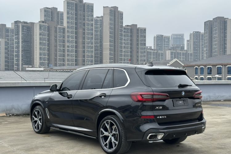 Used BMW X5 2022 Restyled xDrive 40Li M Sport Package