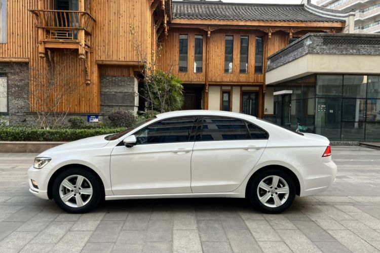 Used Volkswagen Lamando 2017 230TSI DSG Fashion Edition