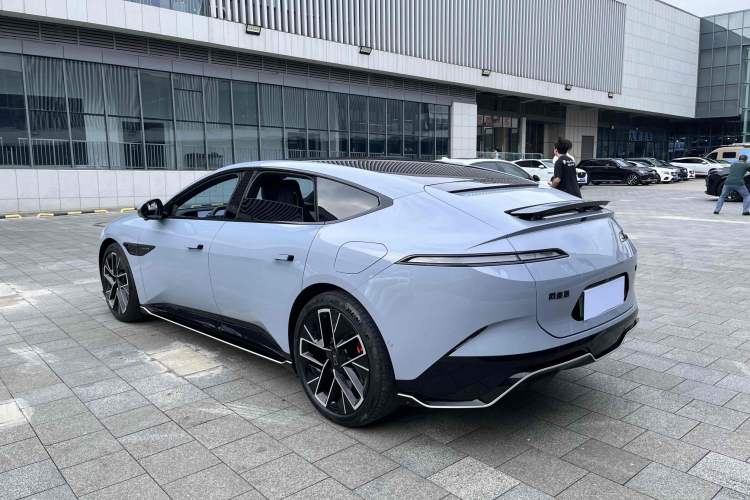 Used  12 2023 650 Three-Laser Four-Wheel Drive Performance Edition
