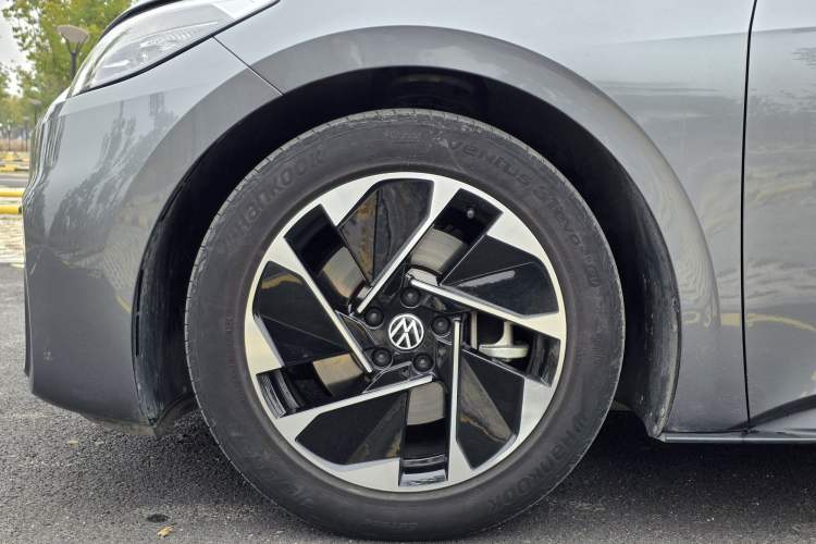 Used Volkswagen ID.3 2024 Outstanding Edition
