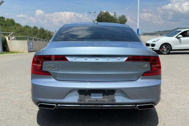 Used Volvo S90 2019 T5 Zhiyi Edition
