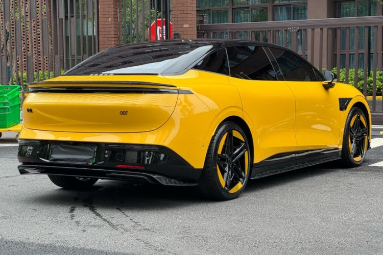 Used Zeekr 007 2024 Four-Wheel-Drive Performance Version 100 kWh
