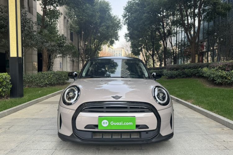 Used MINI MINI 2023 1.5T COOPER Artist
