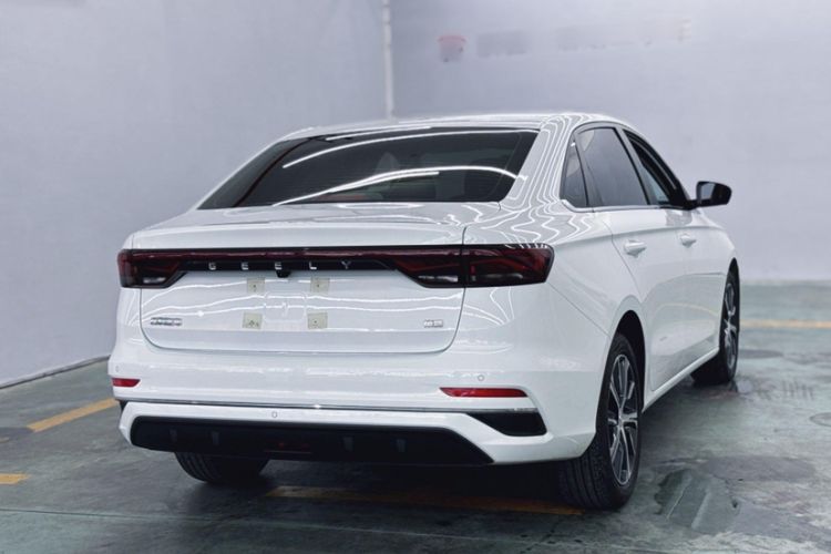 Used Geely Auto Emgrand 2022 4th Generation 1.5L CVT Luxury Model
