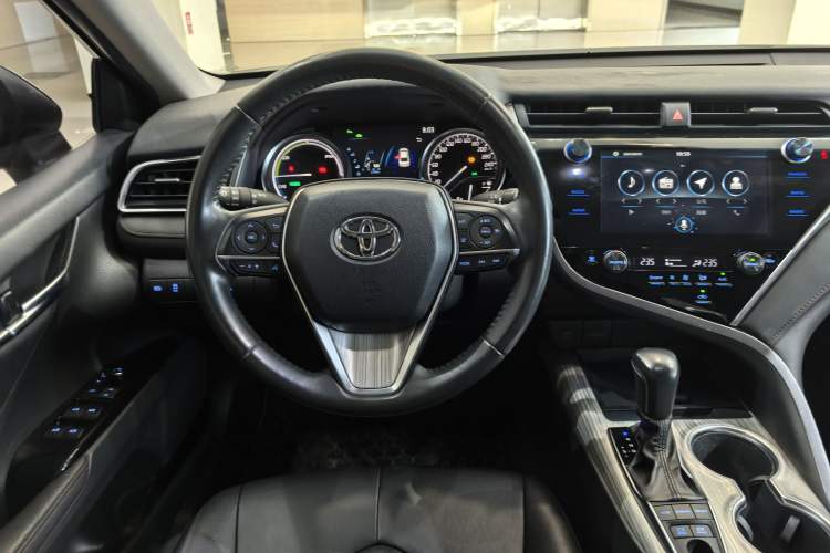 Used Toyota Camry 2019 Revised Version Dual-Engine 2.5 HG Luxury Edition