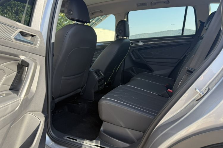 Used Volkswagen Tiguan L 2022 330TSI Automatic Two-Wheel Drive R-Line Enhanced Edition