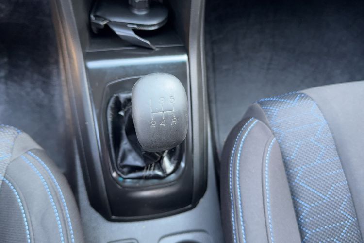 Used Baojun 310 2016 1.2L manual Comfort trim level