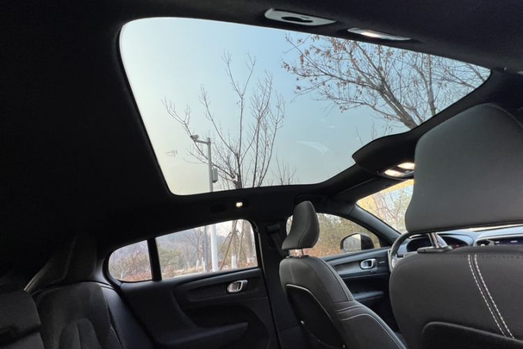 Used Volvo C40 2022 Long-Range PRO Version
