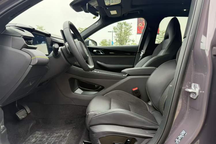 Used Lynk & Co 03 2025 1.5TD DCT Champion Edition Pro
