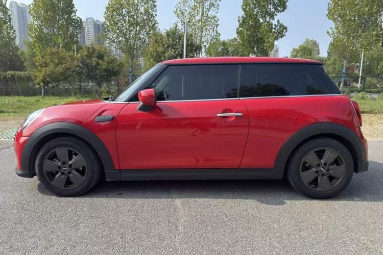 Used  MINI 2022 1.5T ONE

