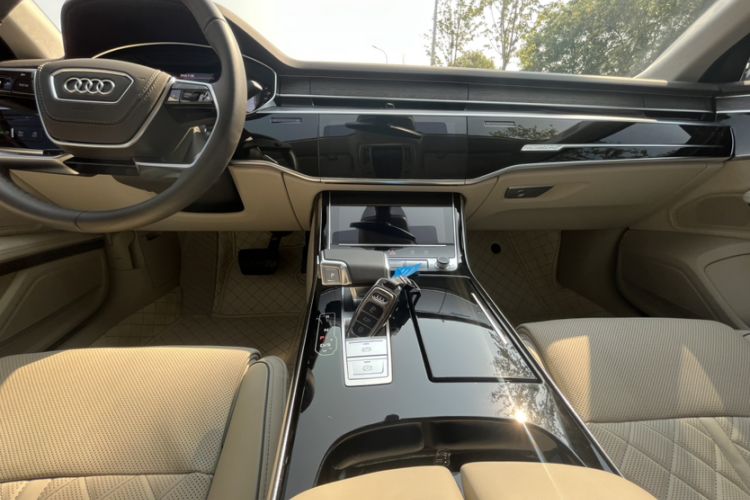 Used Audi A8 2024 A8L 55 TFSI quattro Flagship Model
