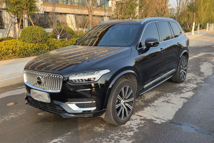 Used Volvo XC90 2023 B5 SmartDrive Luxury Edition 7 Seats
