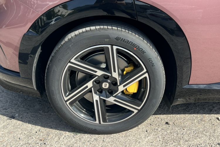 Used  YU7 2025 Ultra-Long Range Rear-Wheel Drive Version
