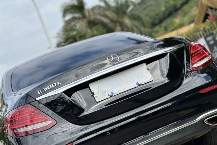 Used Mercedes-Benz E-Class 2020 Facelift E 260 L