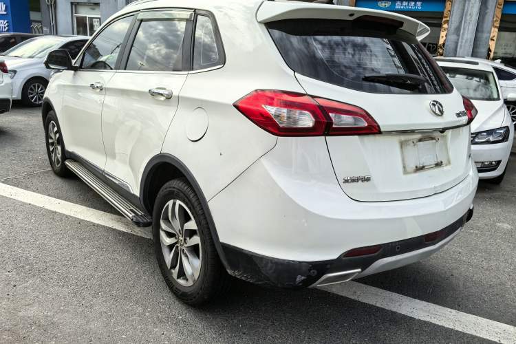 Used BAIC Senova X65 2015 2.0T Automatic Elite Model