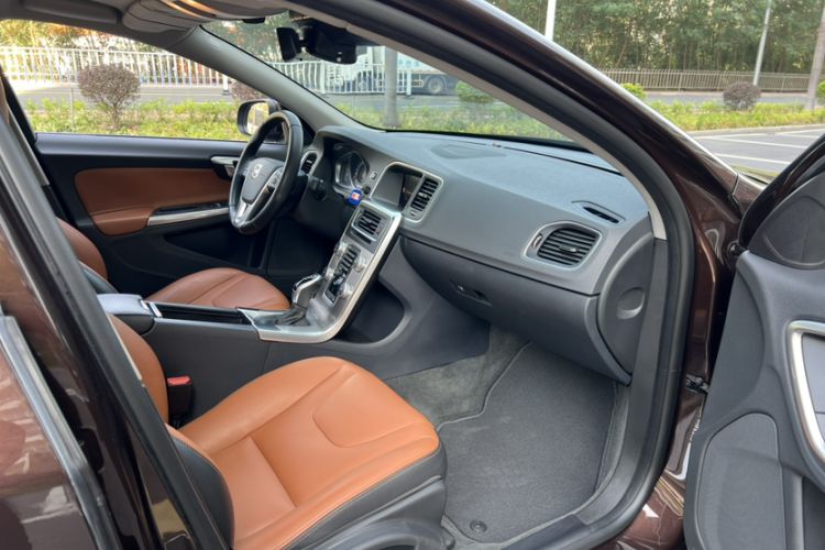 Used Volvo S60 2018 S60L T3 Smart Upgrade Edition
