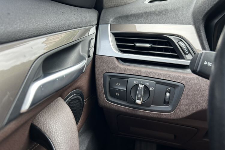 Used BMW X1 2018 sDrive18Li Luxury Model
