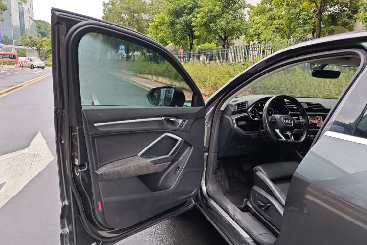 Used Audi Q3 Sportback 2020 40 TFSI Fashion Model
