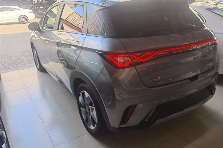 Used BYD Dolphin 2024 Honor Edition 420km Fashion Version
