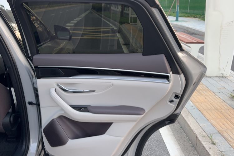 Used BYD Song PLUS New Energy 2025 EV Intelligent Driving Edition 520km Luxury Model
