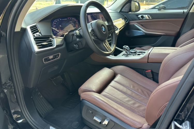 Used BMW X5 2022 xDrive40i M Sport Package
