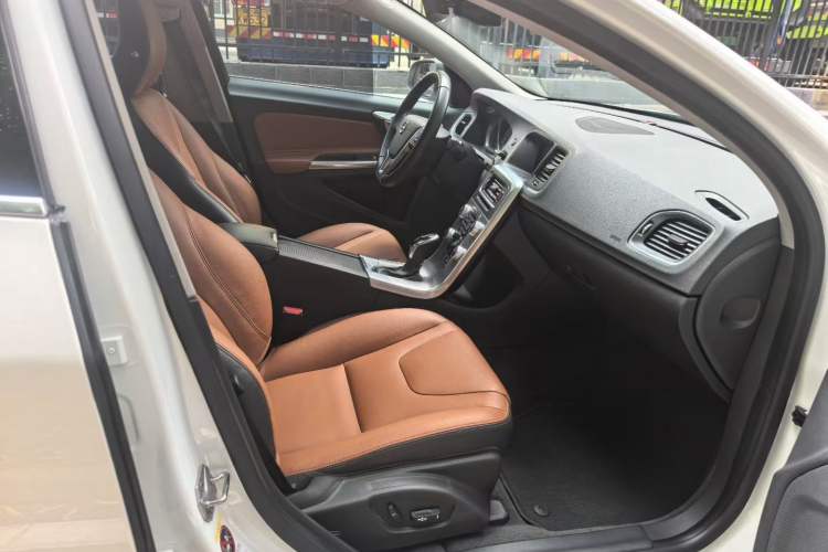 Used Volvo S60 2019 S60L T3 Intelligent Upgrade Edition