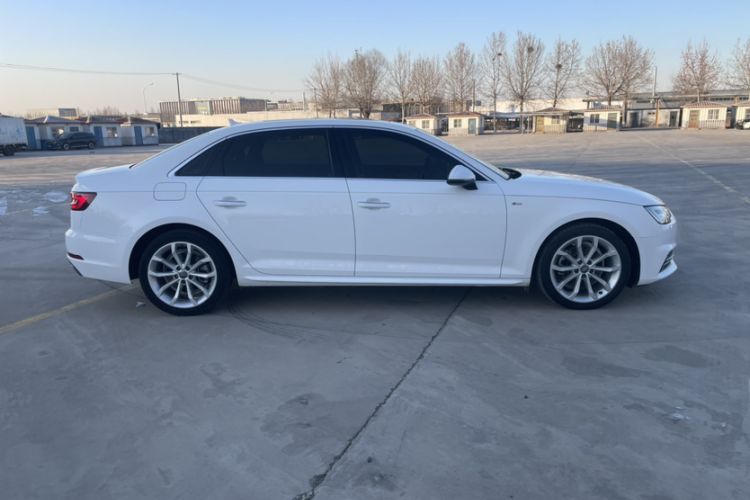 Used Audi A4L 2018 30th Anniversary Edition 40 TFSI Fashion Model