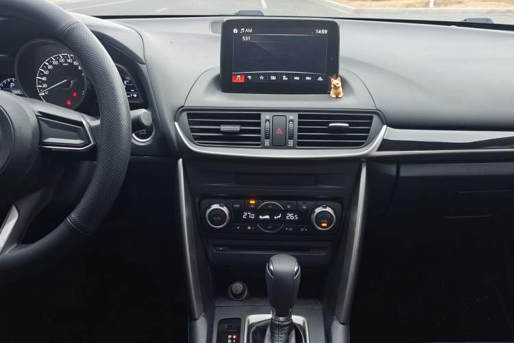 Used Mazda CX-4 2018 2.0L Automatic Two-Wheel Drive Blue Sky Exploration Version China V Standard
