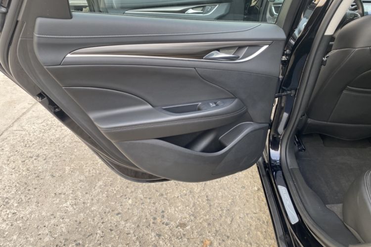 Used Buick LaCrosse 2022 552T Luxury Version
