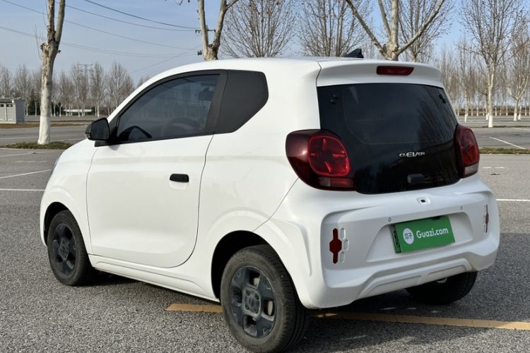 Used Roewe Clever 2021 302 km New Four-Seater Super-Efficient Version
