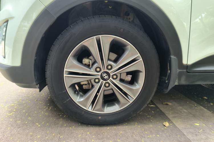 Used Hyundai ix25 2015 1.6L Automatic Two-Wheel Drive Smart GLS Trim
