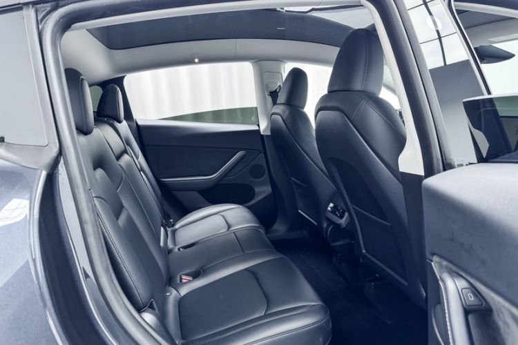 Used Tesla Model Y 2024 Rear-Wheel-Drive Version