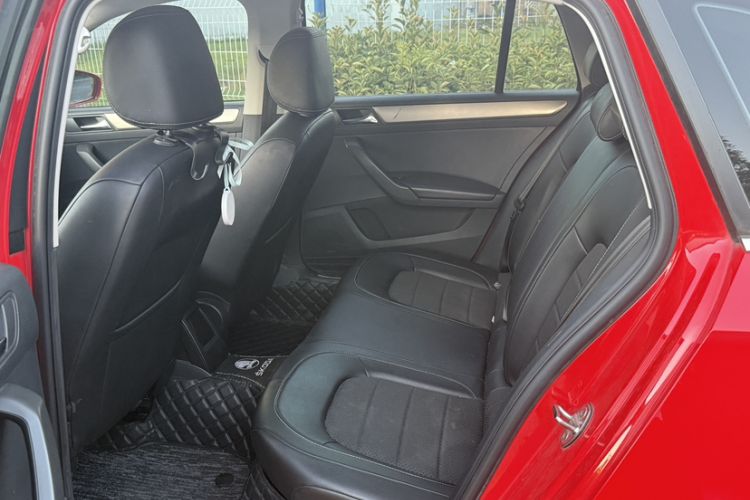 Used Skoda Rapid Spaceback 2016 1.6L Automatic Chuanxing Edition
