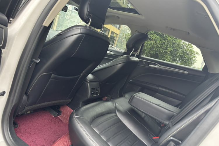 Used Ford Mondeo 2017 EcoBoost 200 Stylish Model
