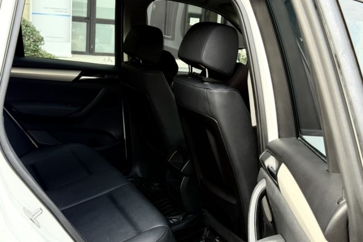 Used BMW X3 2016 sDrive20i
