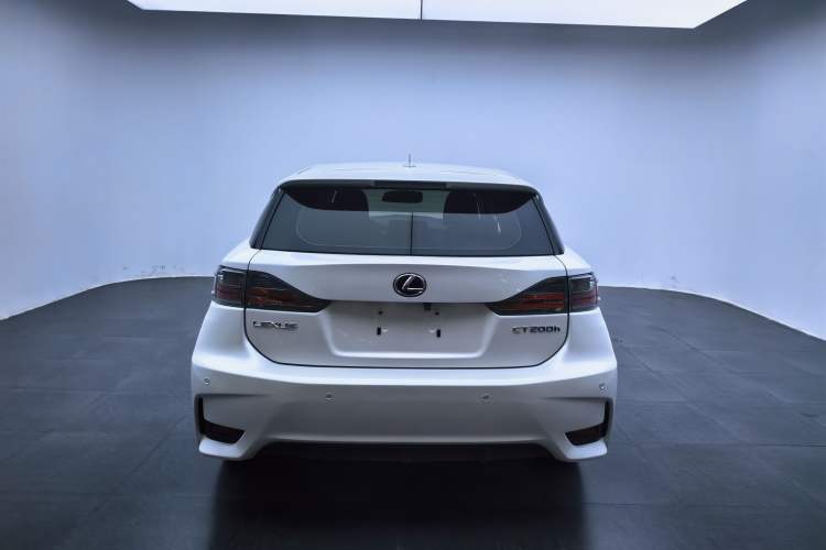 Used Lexus CT 2014 CT200h Elite Edition Monochrome
