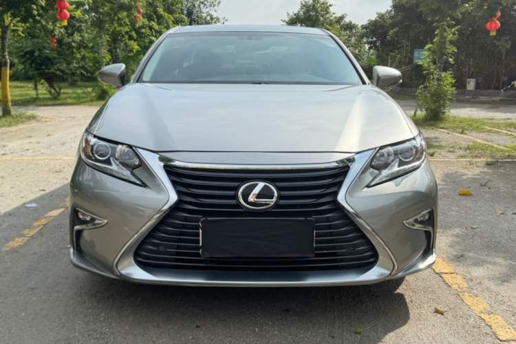Used Lexus ES 2015 200 Elite Edition
