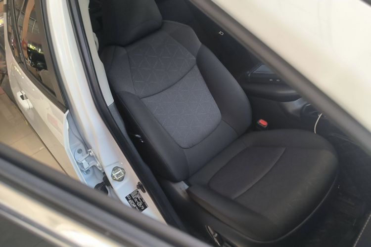 Used Toyota RAV4 2023 2.0L CVT Two-Wheel Drive Fashion Edition
