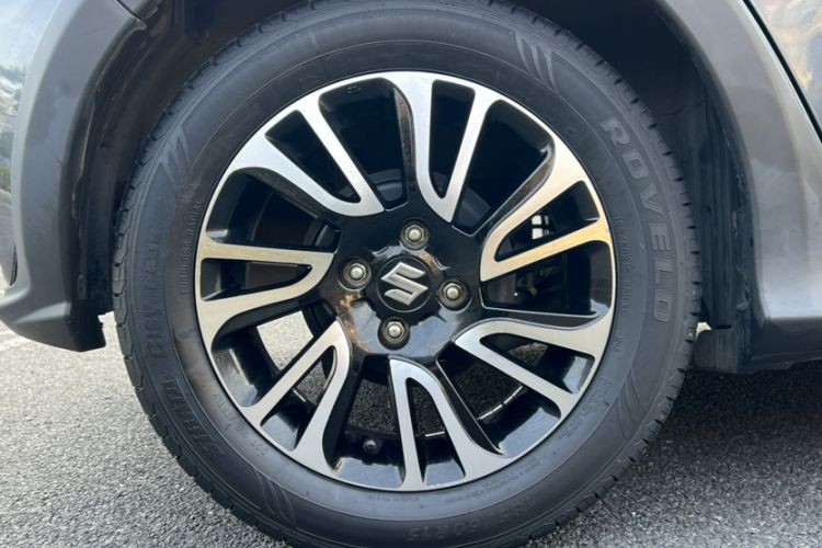 Used Suzuki Swift 2016 1.5L Automatic Fashionable Coolplay Edition
